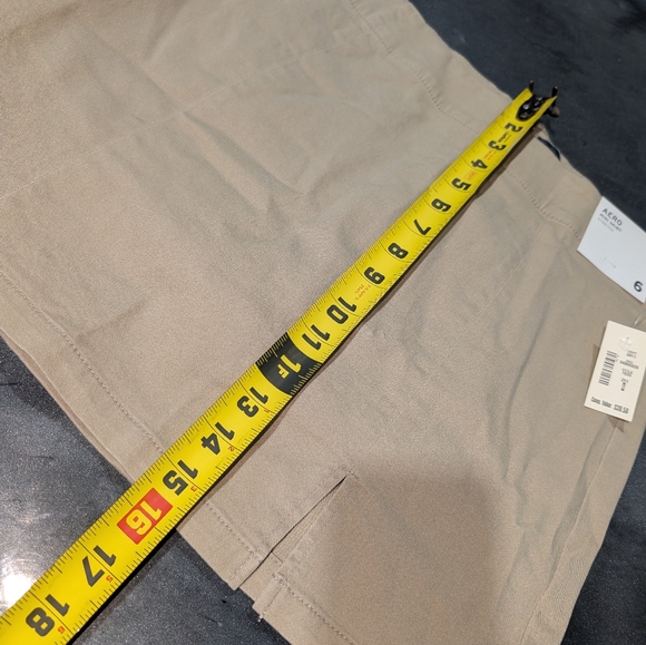 Aeropostale Mini skirt size 6 khaki - Picture 2 of 5